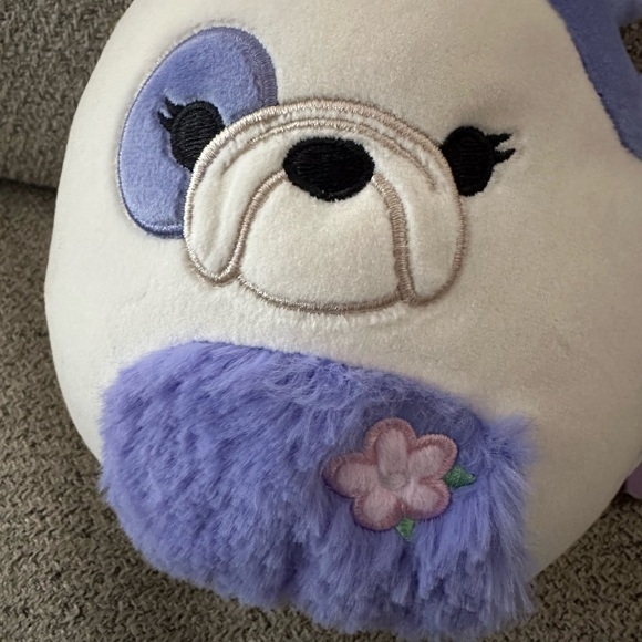 Nwt 5" Galina The Cream and Periwinkle Bulldog Squishmallow Easter - Picture 3 of 6